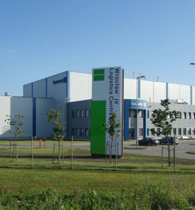 Dostawa oraz montaż sprężarek wraz z osprzętem instalacyjnym i instalacją procesową