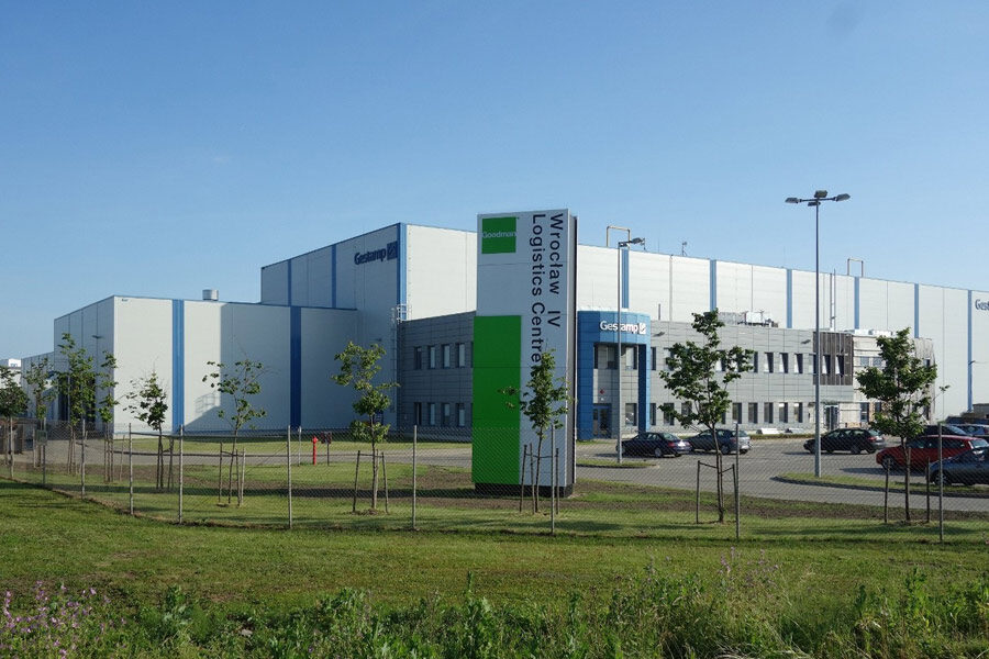 Dostawa oraz montaż sprężarek wraz z osprzętem instalacyjnym i instalacją procesową