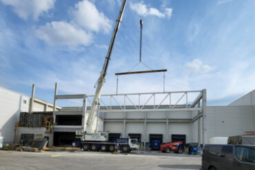 Zdjęcie-do-zmiany—Budowa-biurowca-Dongshin-Motech-Biskupice-Podgórne